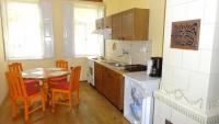 Apartmán Dehtáře - kuchyně, krb