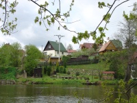 Chata u Lužnice - pohled přes řeku